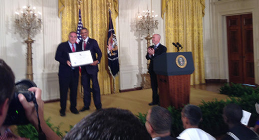 2014_0704_WH-Obama-Andres